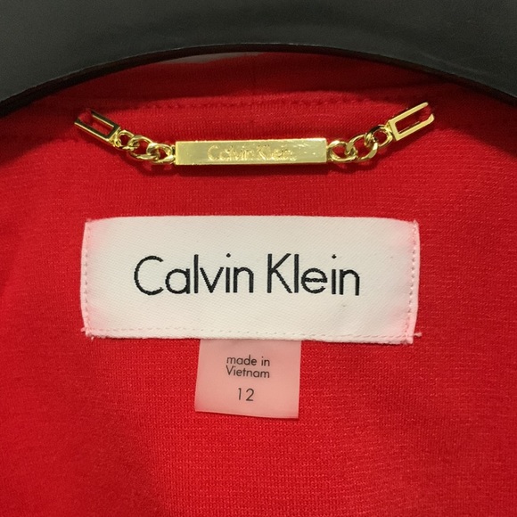 Woman’s Calvin Klein size 12 blazer/ Suit Jacket - Picture 4 of 7